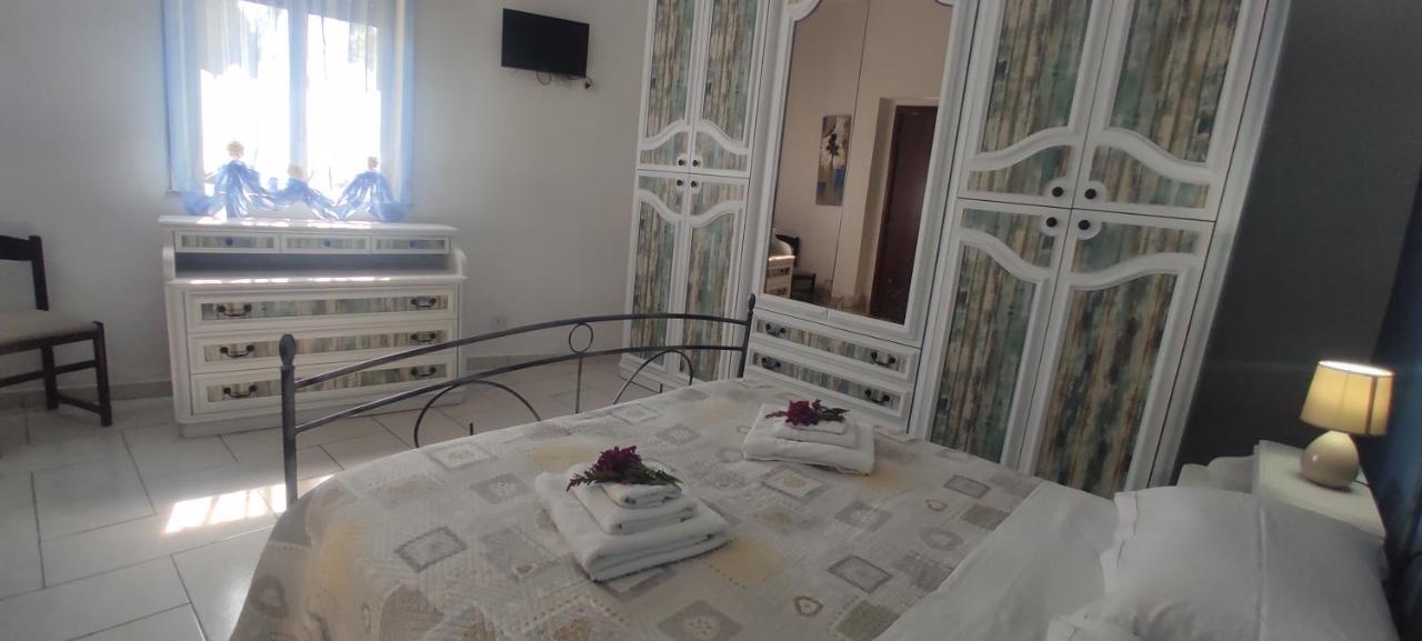 Estia Holidays Apartments - Ταορμίνα Εξωτερικό φωτογραφία